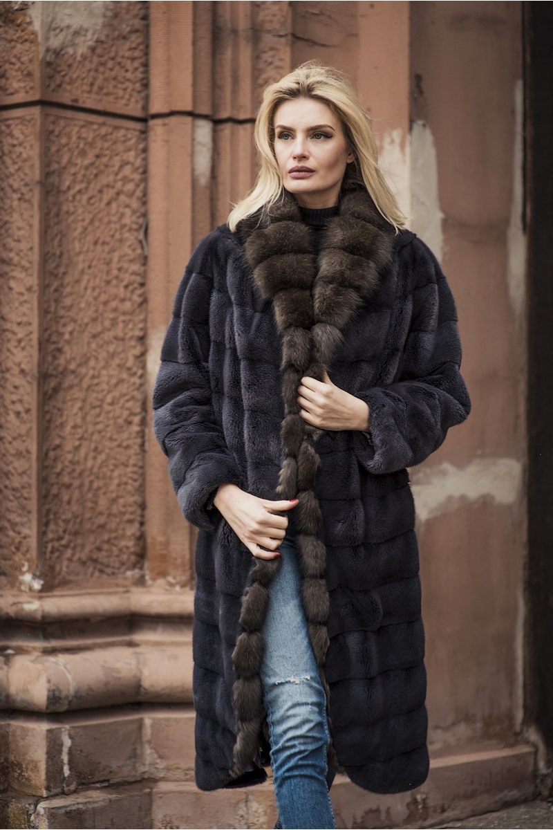 Фото 1 - Серая норковая шуба