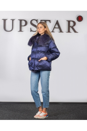 Женский пуховик  с песцом