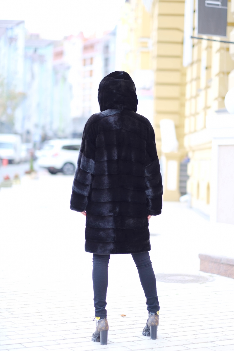 Fur coat 01-05-450 03- SBV