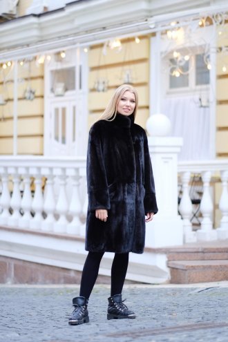 Fur coat 01-05-614 01- SBV