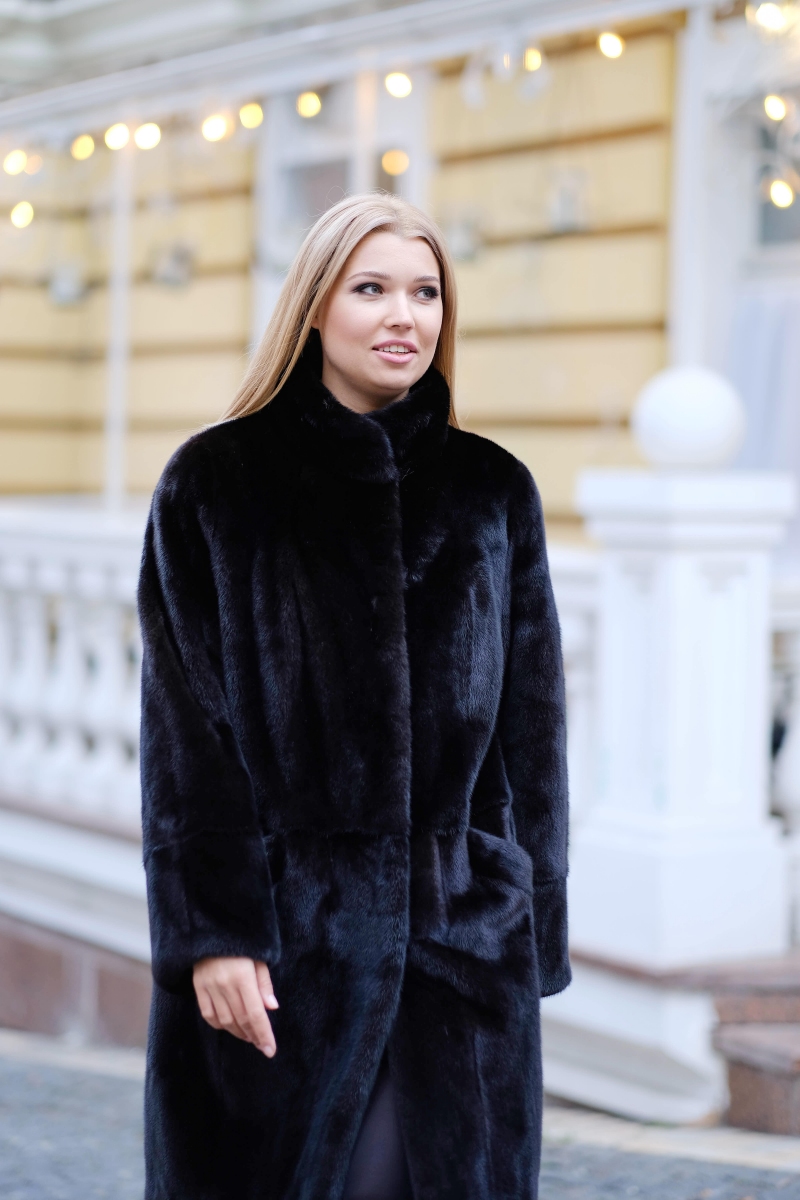 Fur coat 01-05-614 01- SBV
