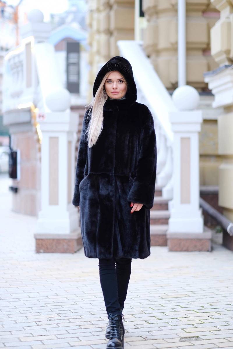 Фото - Шуба з норки 
