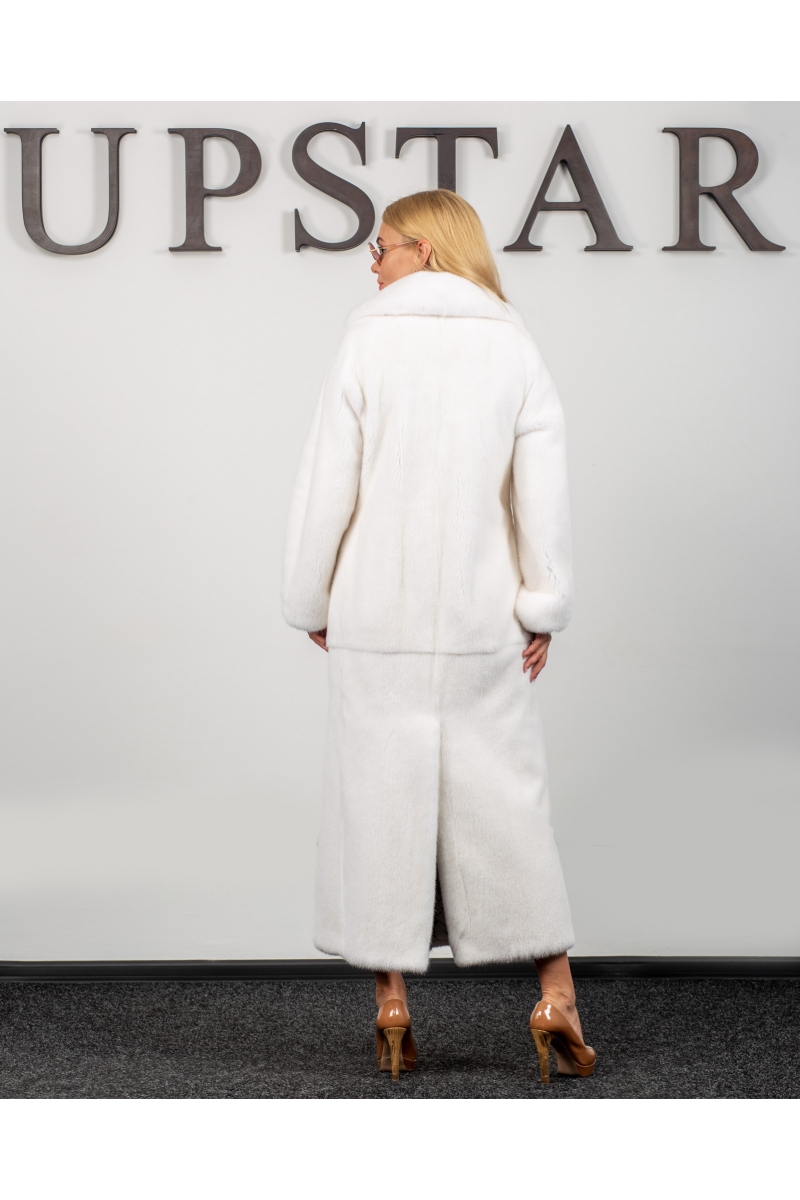 Fur coat 01-05-692- WT