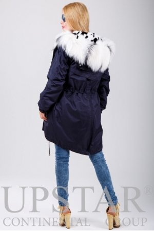 Женская парка с лисой