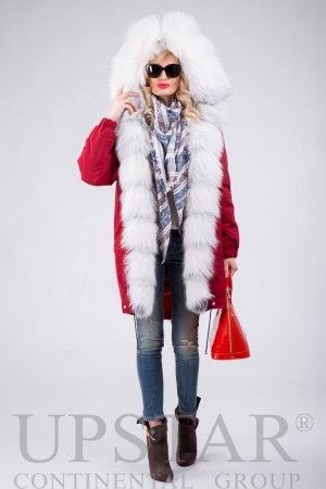Женская парка с лисой