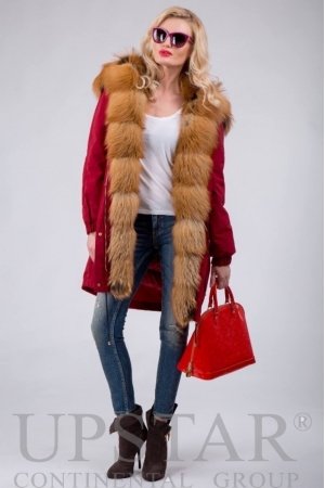 Женская парка с лисой