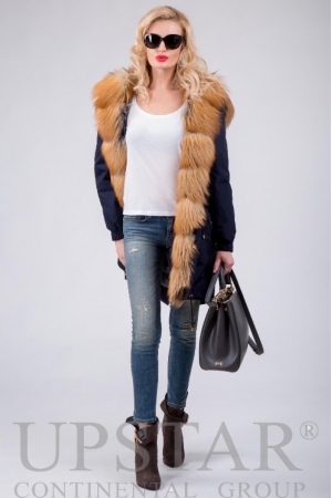 Жіноча парка з лисицею