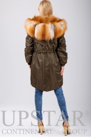 Женская парка с лисой