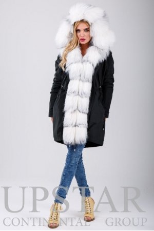 Женская парка с лисой