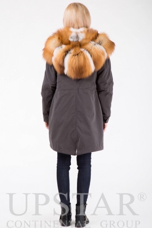 Женская парка с лисой